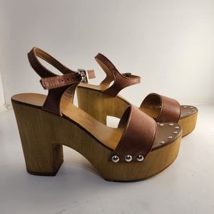 Tan leather open toe platform heels